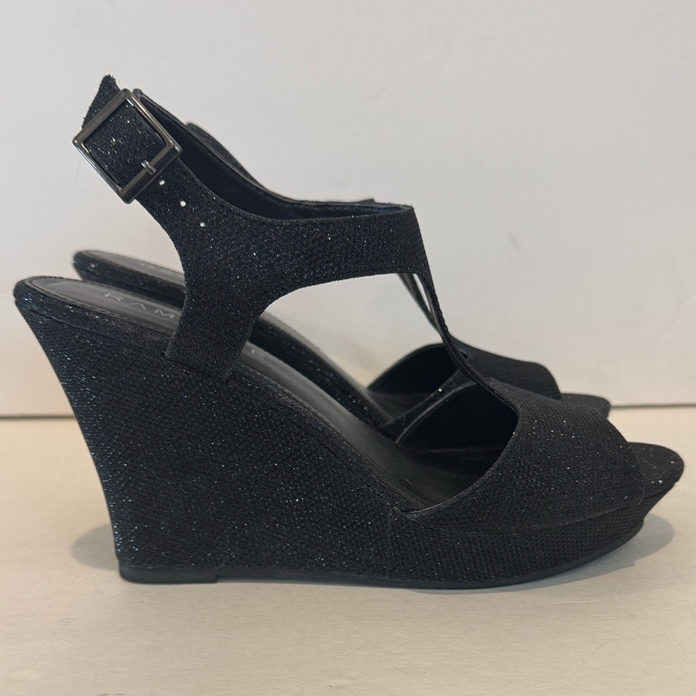 Rampage Candelas Elegant Black glitter Wedge dress Sandals 8.5M